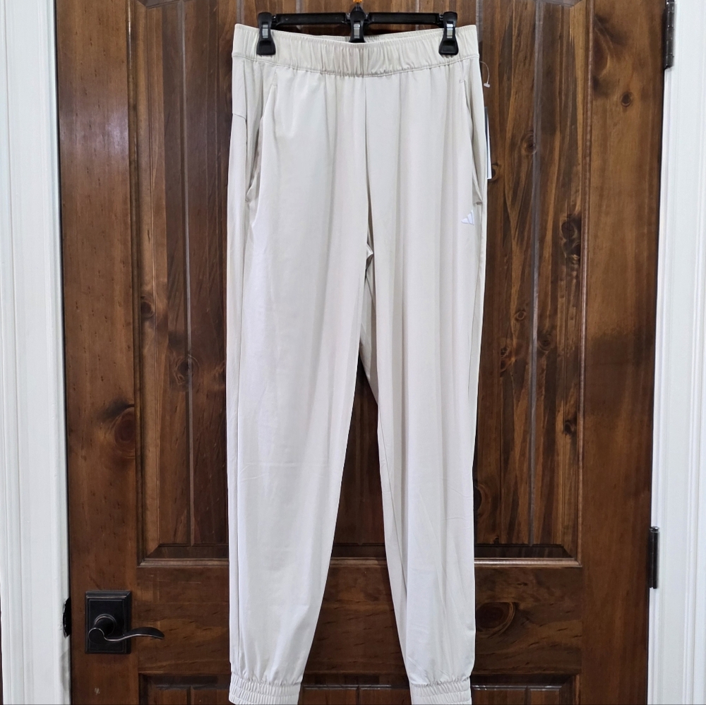 Adidas Advr0870 Clear Brown Essential Jogger